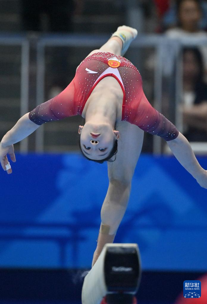 九游会-体操锦标赛掀起高潮，河套雷豹队淘汰对手江畔雄狮队，战至最后一刻——防线高度稳定(横队直线前进时指挥位置在队列的)