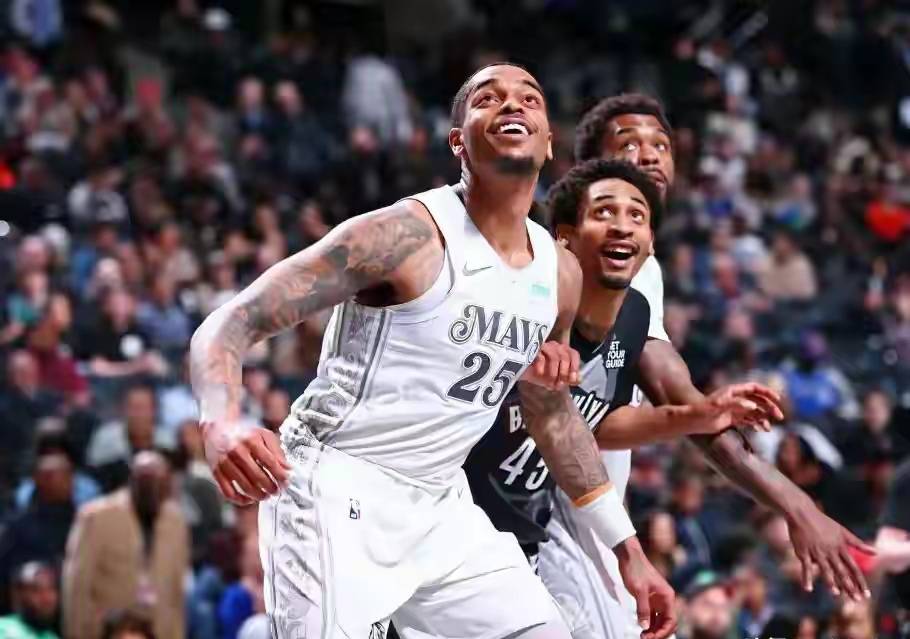 J9-包含浓眉哥在澳大利亚队比赛中高光表现，爆冷引发热议！的词条