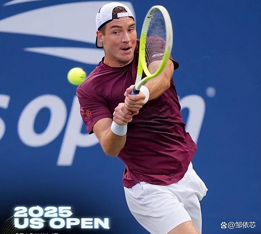 德约科维奇爆冷击败C9，精彩发挥引爆全场！的简单介绍