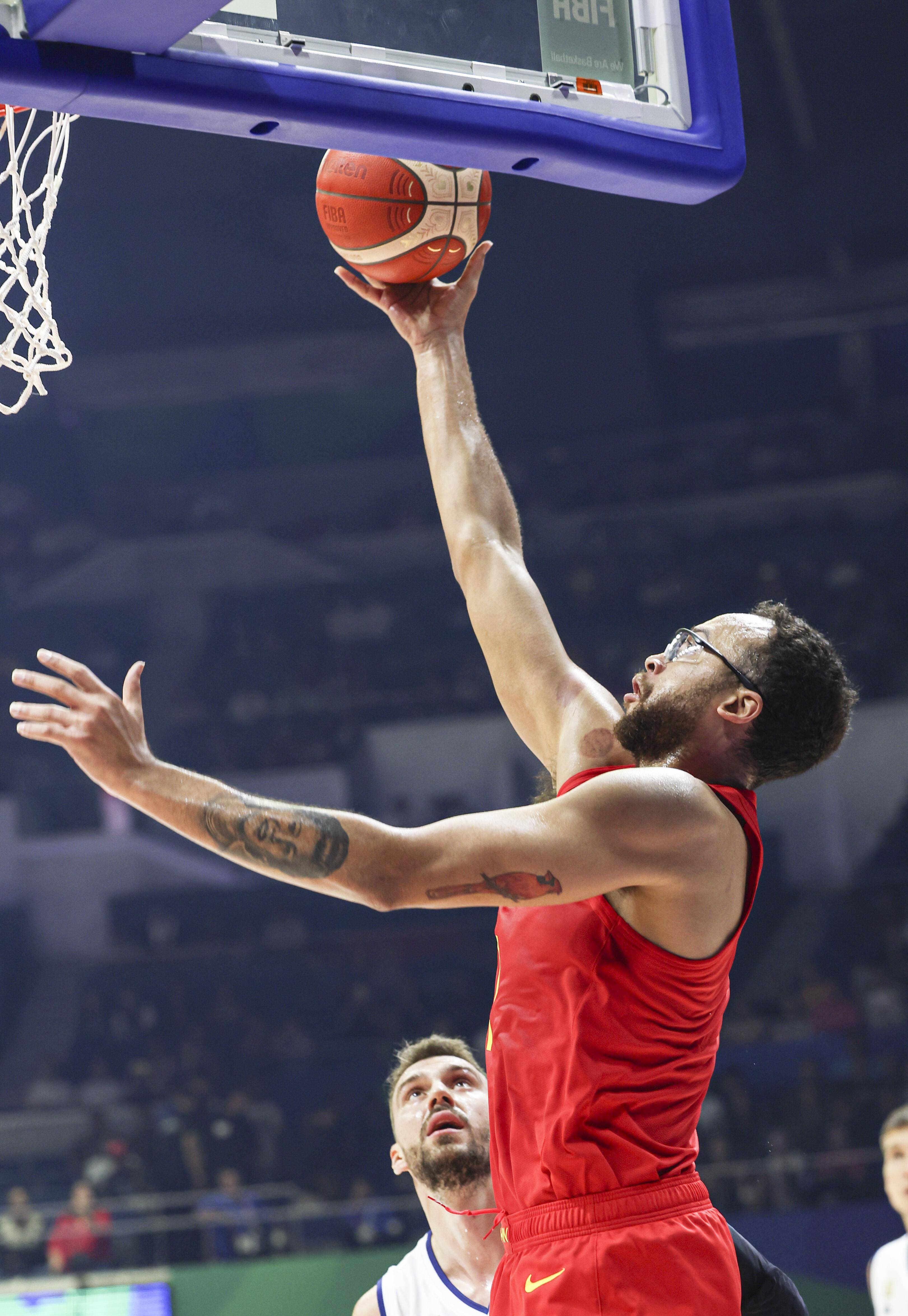 - 小兹维列夫最新战报 