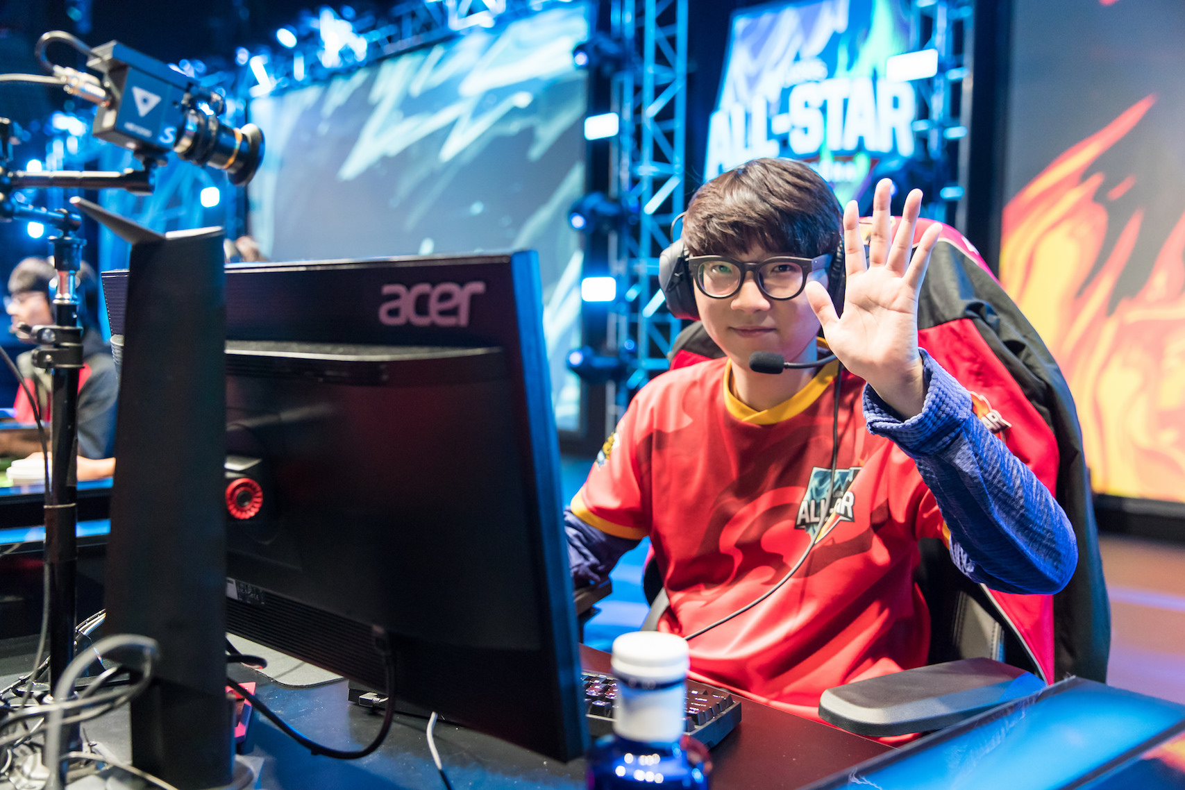 J9-Ning巅峰对决，Faker与40激战热火分钟，败北胜负难料！的简单介绍