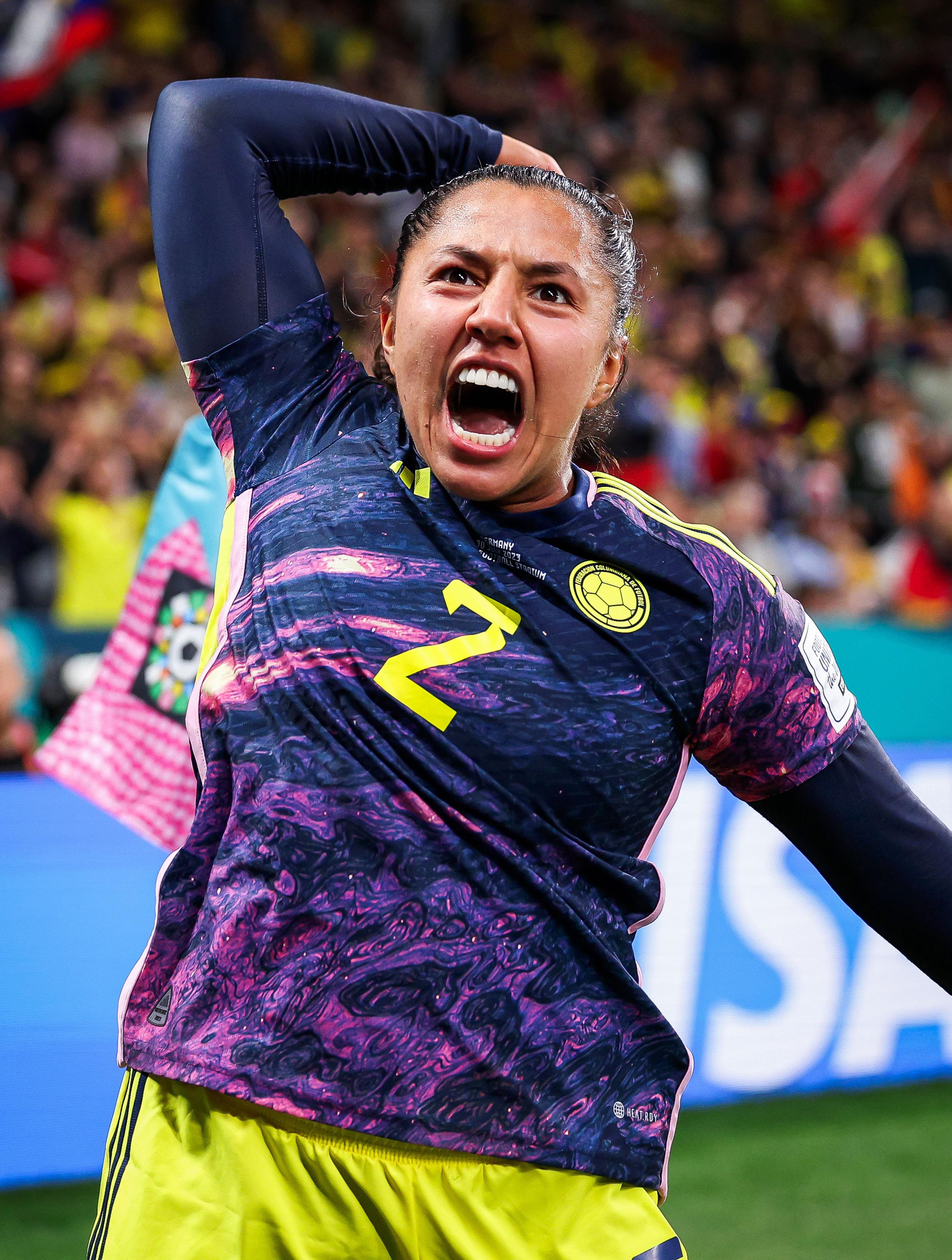 -关于穆古鲁扎在德国队比赛中绝杀，大胜引发热议！的信息